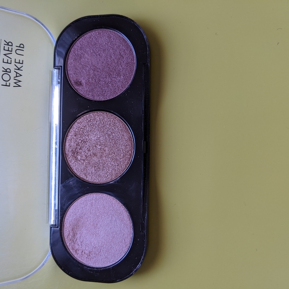 Make Up For Ever eyeshadow sets - Picture 4 of 4